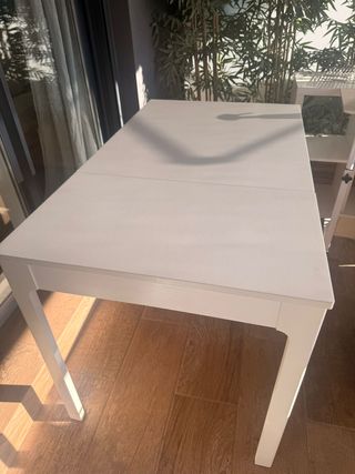 Mesa extensible blanca 84-120x74 cm