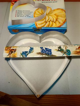 FORMA STAMPO A CUORE PER TORTE TORTIERA, GIO. R
