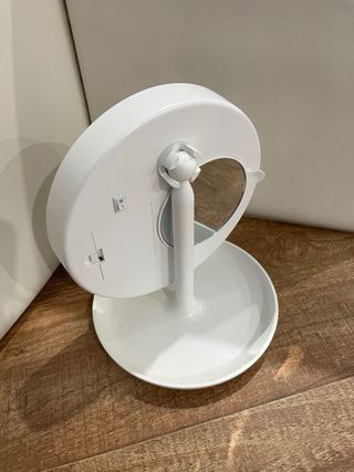 Espejo de maquillaje con luz LED