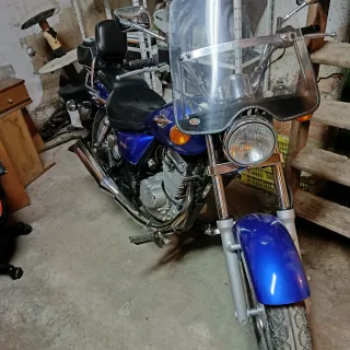 Suzuki marauder 125 cc