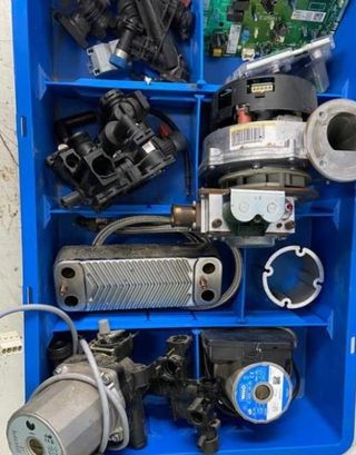 REPUESTOS DE CALDERA SAUNIER ISOMAX CONDENS F23E