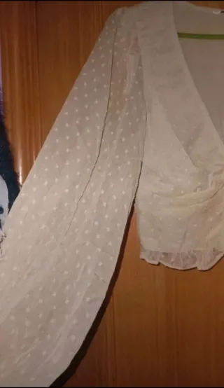 Blusa verde Stradivarius Talla M