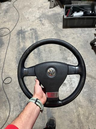 Volante Volkswagen Golf MK5