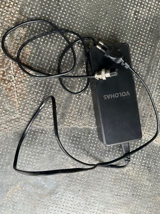 Cargador VOLOHAS para Smartgyro 58,8v 2.0A