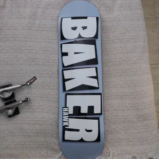 Tabla de skate Baker 8.5
