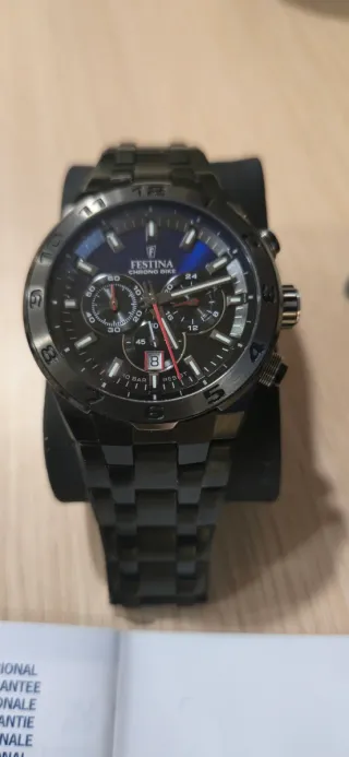 Reloj Festina Cronógrafo Negro y Plateado