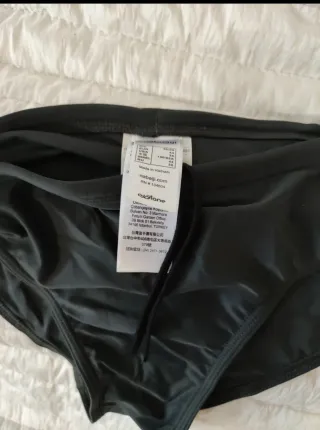 Bañador Nabaiji gris Talla M sin estrenar