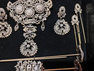 NUEVO Aderezo Fallera Bronce Inglés