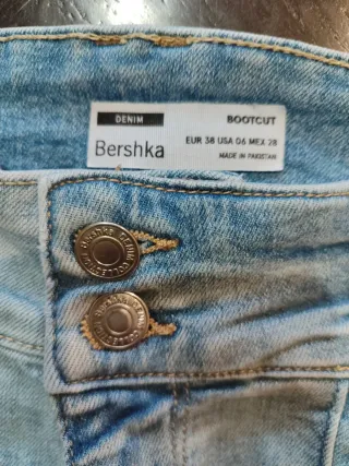 2 vaqueros Bershka y Pull&Bear + 1 negro de regalo
