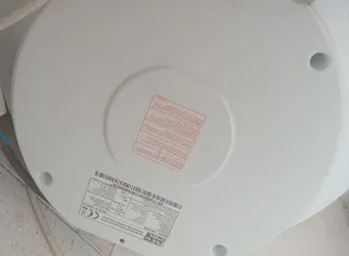 Termo de agua blanco