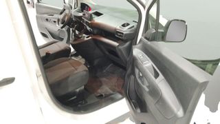 Peugeot Partner Furgon BlueHDi 100 Pro Standard 600kg 73 kW (98 CV)