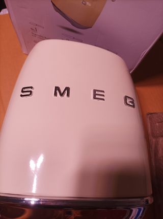 Bloque Cuchillos Smeg Crema