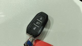 Peugeot 3008 PureTech 180 S&S GT Line EAT8 132 kW (180 CV)