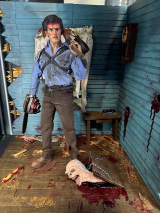 Ash Evil Dead Asmus Toys con Diorama