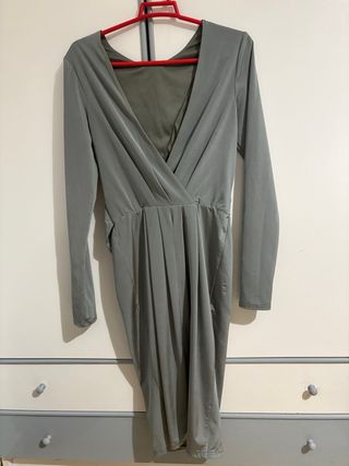 Vestido invitada gris manga larga