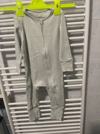 Tutina Primark Cares 12/18 mesi