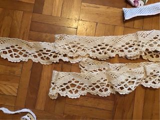 Lotto di Bordure, pizzi e passamanerie per cucito