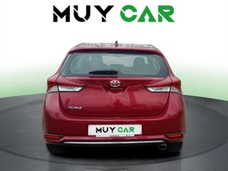 Toyota Auris 120T Active 85 kW (116 CV)