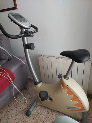 Bicicleta Estática BH Fitness