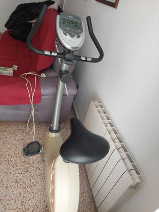 Bicicleta Estática BH Fitness