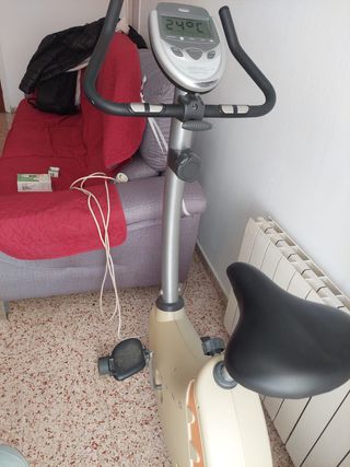 Bicicleta Estática BH Fitness