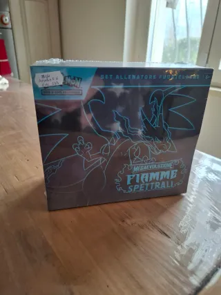 ETB Pokémon Fiamme Spettrali Nuovo