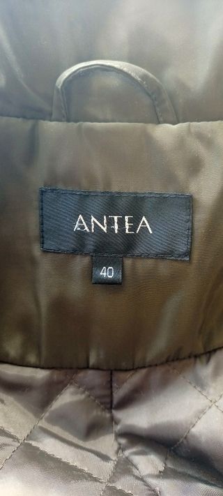 Abrigo Antea Verde Talla 40 con Capucha