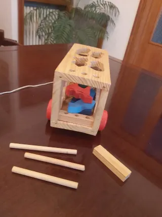 Juego educativo de madera