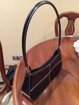 Borsa Prada nera e borsa Bimba y Lola