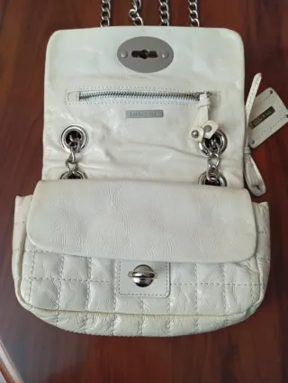 Borsa Prada nera e borsa Bimba y Lola