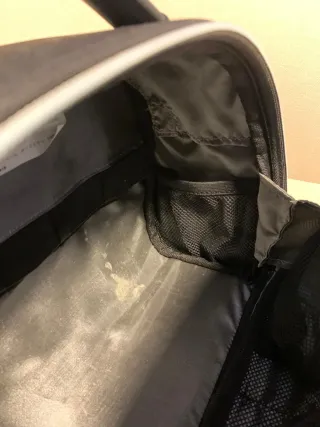 Neceser negro con asa y correa