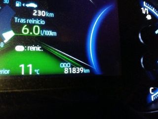 Toyota Rav4 2.5l 220H Advance