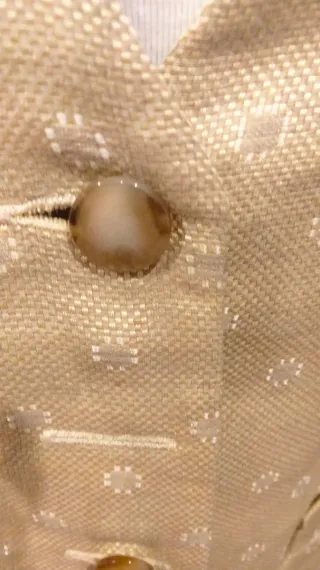 Chaleco de seda beige