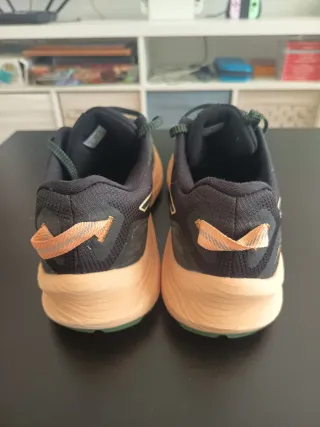 Asics Gel Trabuco 11 Negro Naranja