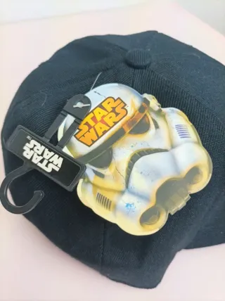 Gorra Snapback Star Wars Negra y Dorada