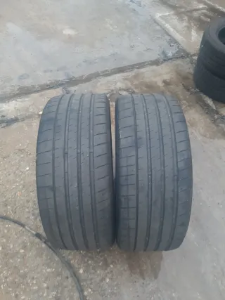 Bridgestone Potenza Sport 245/35ZR20