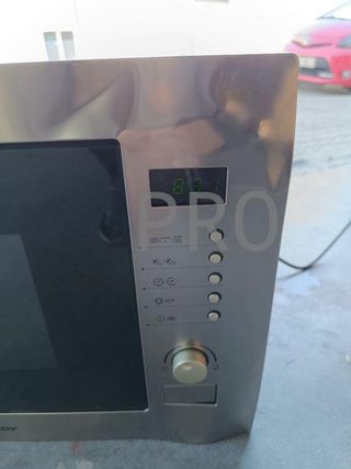 Microondas de encastre con grill, 25 L, 900 W