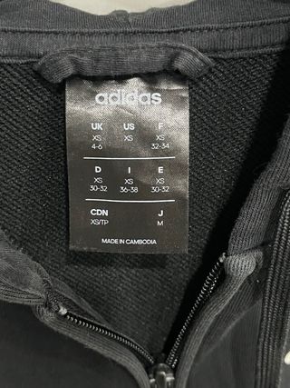 Felpa Adidas con cappuccio e zip