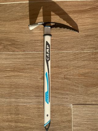 Piolet CAMP como nuevo