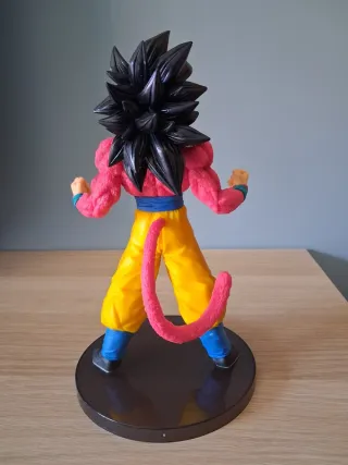 figure dragon ball gt Goku SSJ4