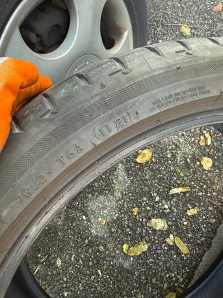 Bridgestone 225/40/19 93W Neumático