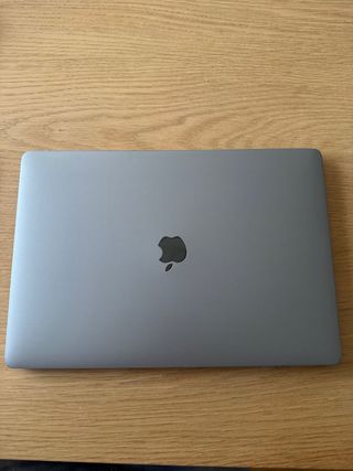 MacBook Pro 2018 Retina TouchBar