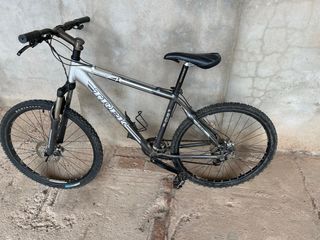 Bicicleta Trek 4300 Disk
