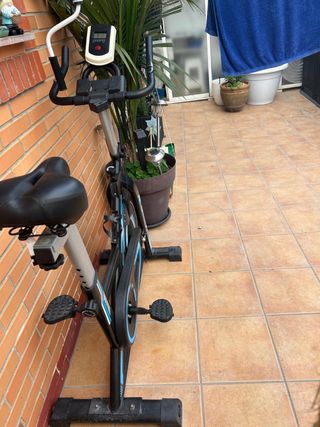 Bici Estática Negra y Azul