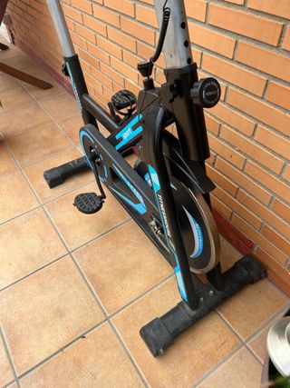 Bici Estática Negra y Azul