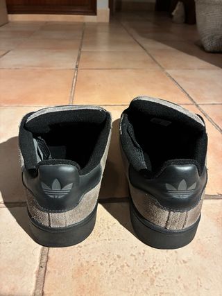 Adidas Campus 00s Grises y Negras