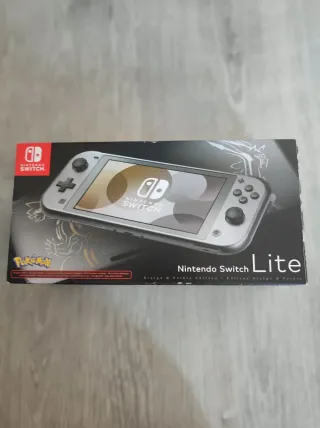 Nintendo Switch Lite Gris con funda