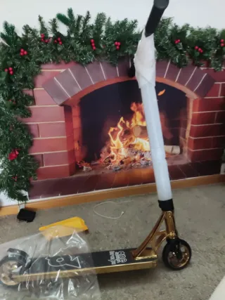 Patinete One Option BCN Dorado