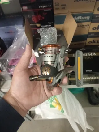 Carrete Sakura Lomax 4000 FD