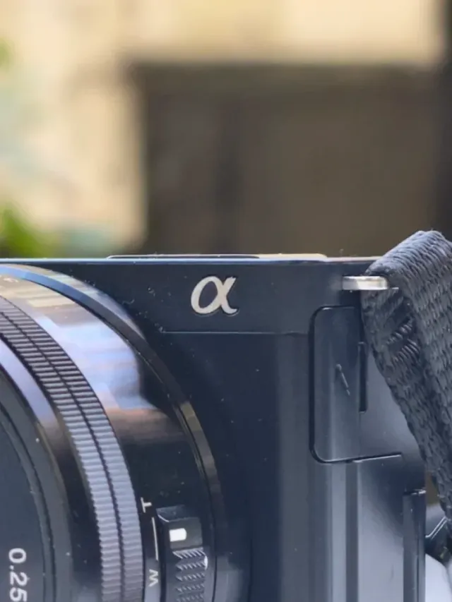 Sony ZV-E10 + Objetivo 16-50mm 1.7K Disparos